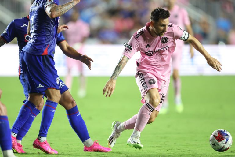 Jul 21, 2023; Fort Lauderdale, FL, USA; Inter Miami CF forward Lionel Messi (10) controls the ball during the second half against Cruz Azul at DRV PNK Stadium. 