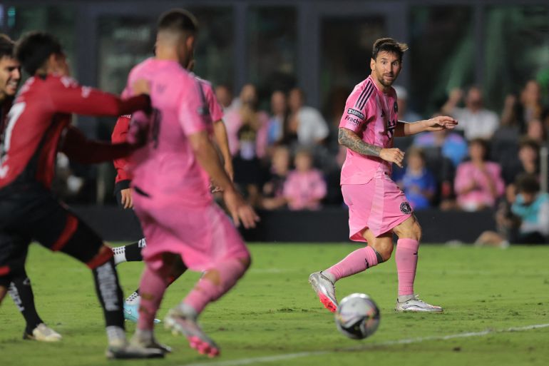 Lionel Messi in action.